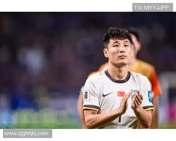 揭秘中国足球明星武磊的成长之路与辉煌成就，带你走近这位绿茵场上的传奇人物